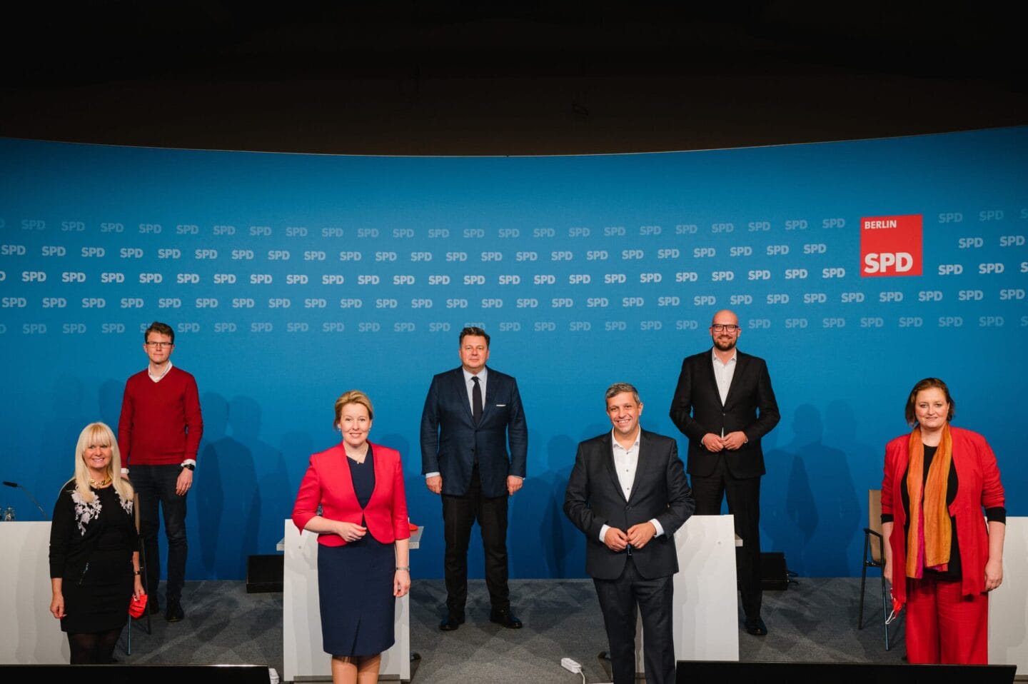 Der neu gewählte geschäftsführende Landesvorstand der SPD Berlin.