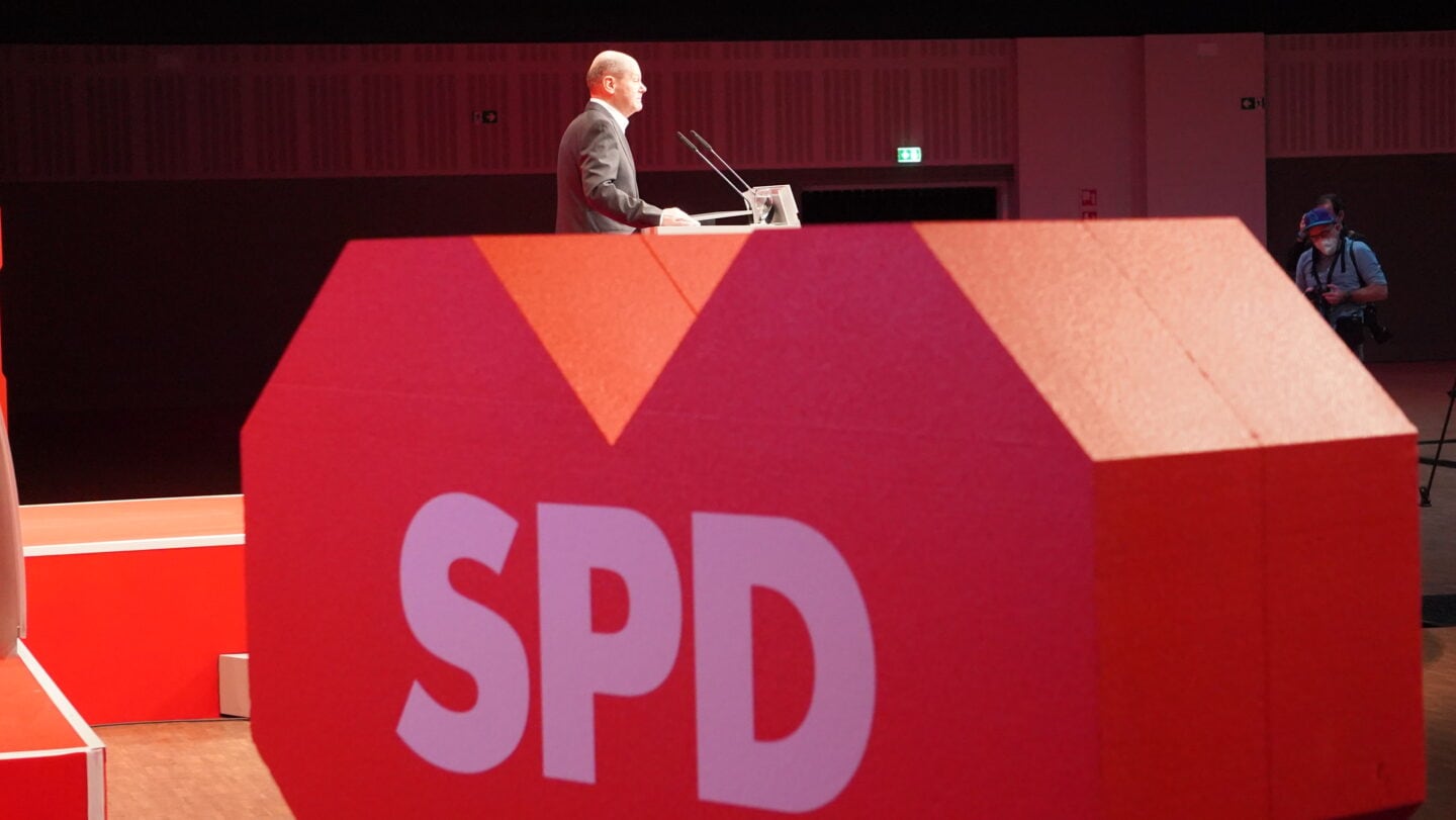 Digitaler Landesparteitag: Berliner SPD stimmt mit großer Mehrheit für Koalitionsvertrag 16