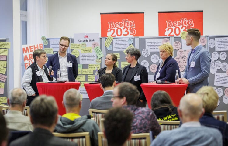 Zukunftswerkstatt: SICHERHEIT! der Berliner SPD im PARITAETISCHES Seniorenwohnen Dr. Victor Aronstein